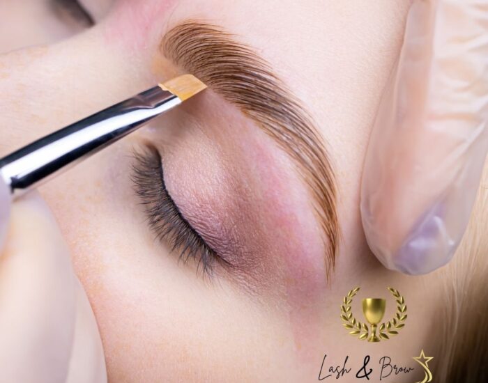 Browlift du sourcil